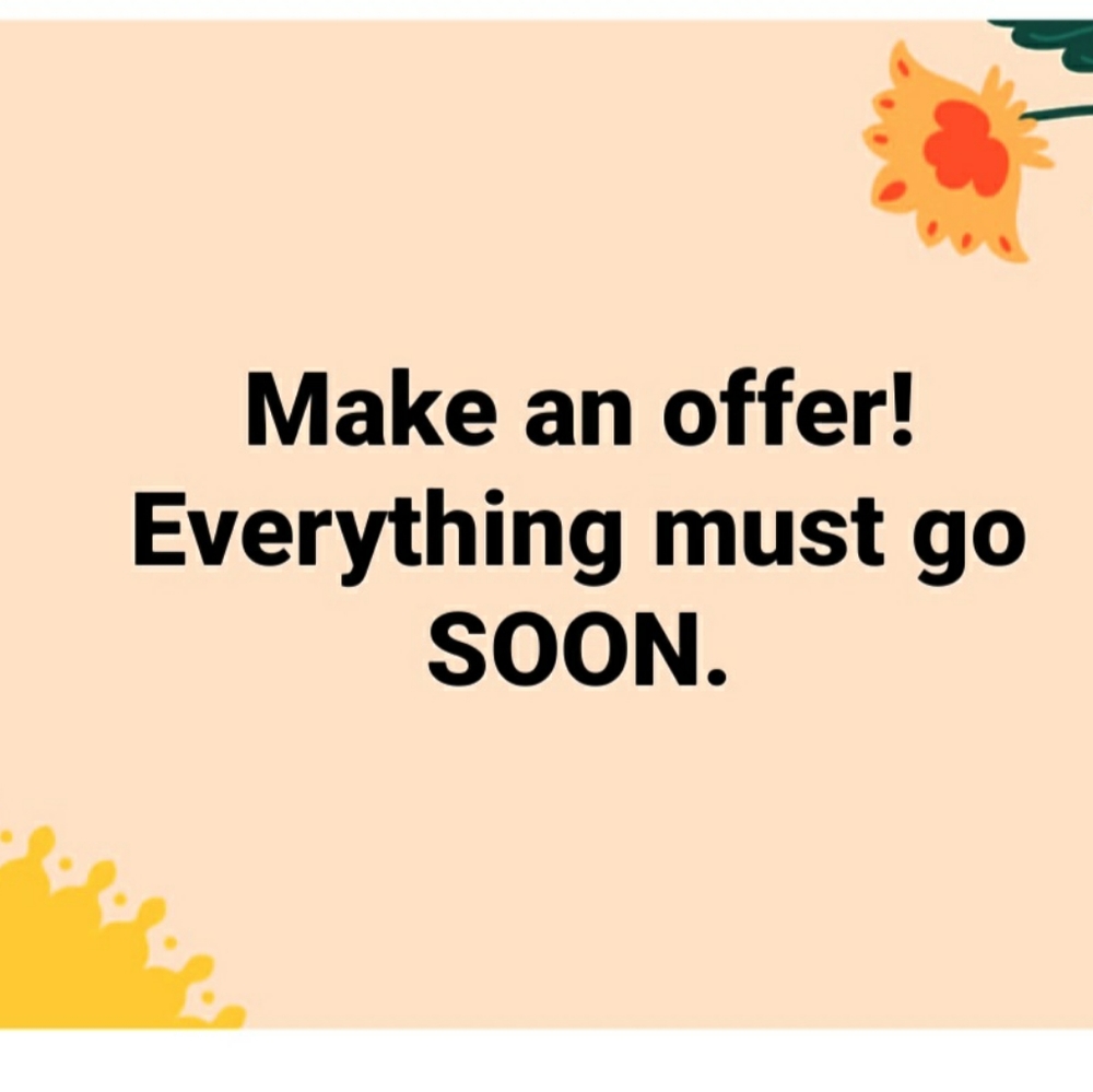 Tons of women's and children's clothes/shoes